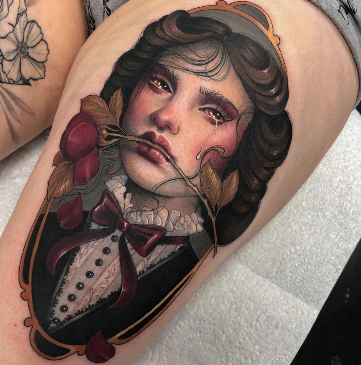 Hannah Flowers - female tattoo artist in London