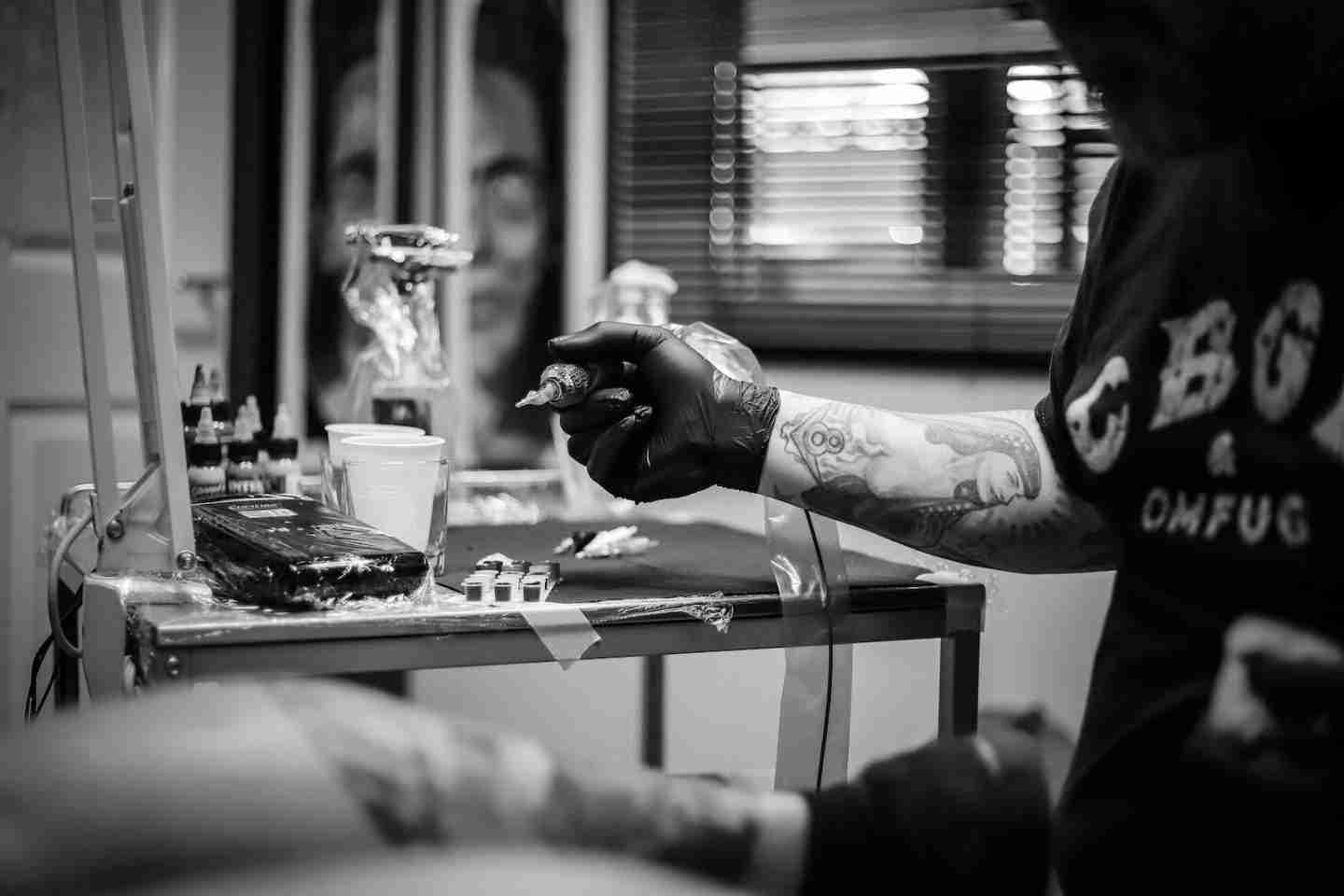 Ink-credible News: Celebrity Tattoo Artist Lauren Winzer Is Hosting a  Series of Tattoo Parlour Pop-Ups Across New Zealand This November -  Concrete Playground