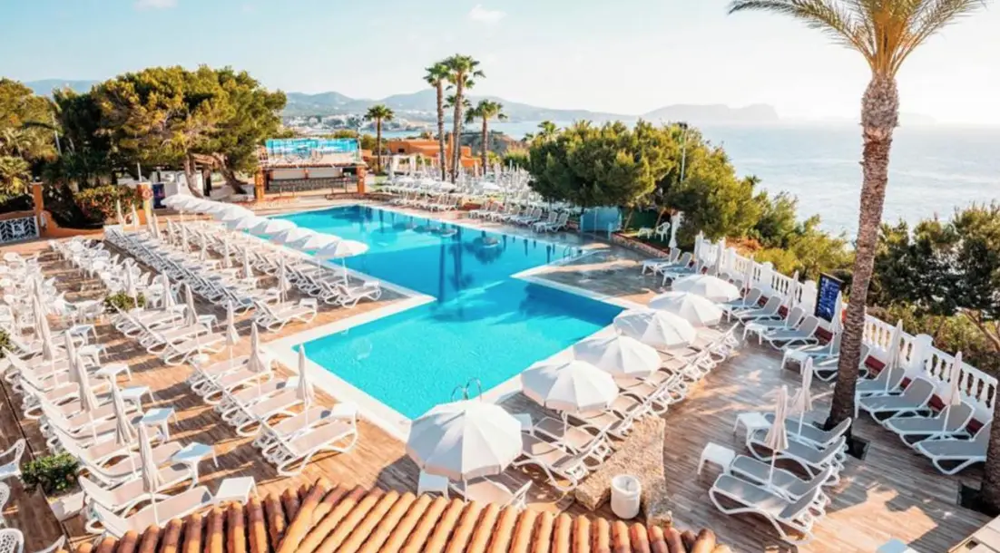 Velvet Ibiza - lesbian festival