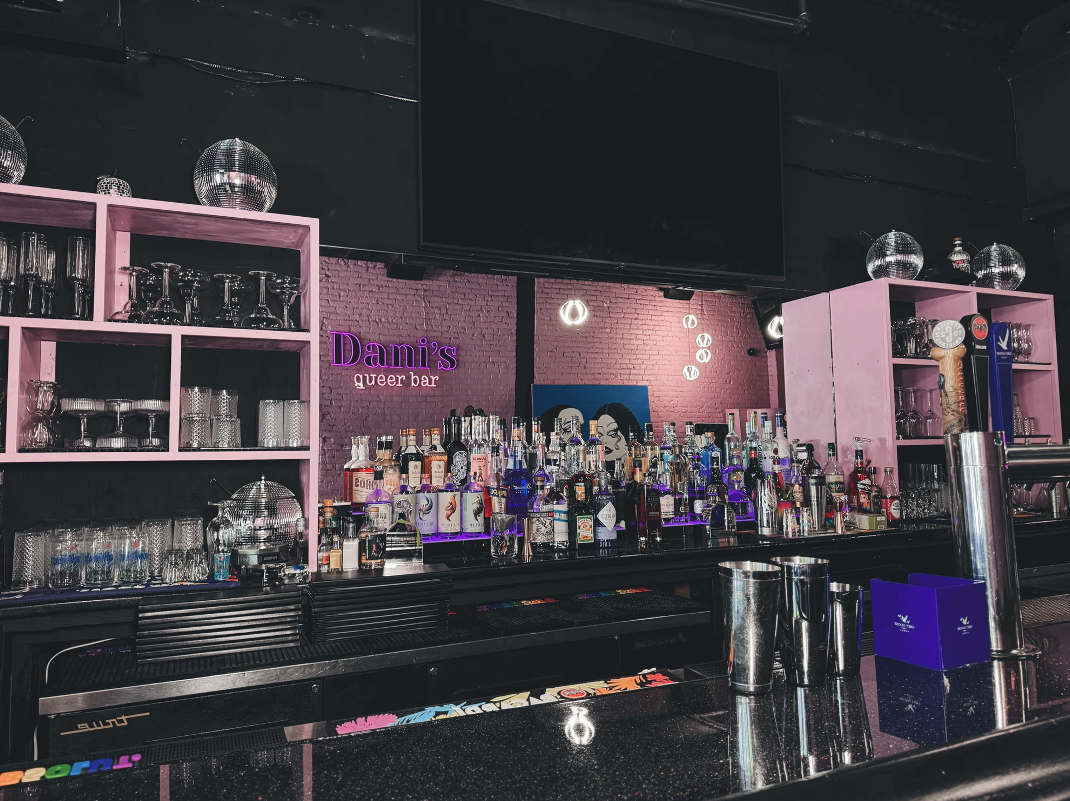 Boston Sees it’s First Lesbian Bar Open in a Decade. Welcome Dani’s Bar.